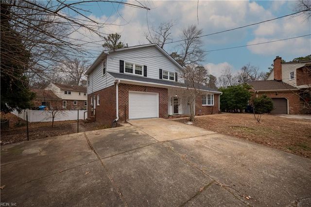 157 Highwood CIR, Newport News, VA 23608