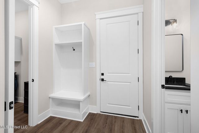 124 Drake Lane, Red Banks, MS 38661