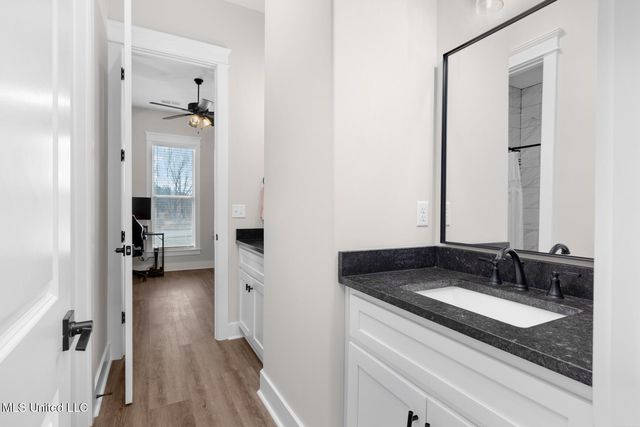 124 Drake Lane, Red Banks, MS 38661