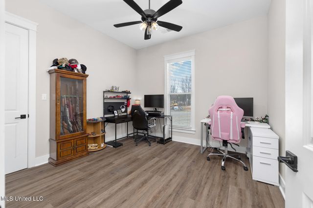 124 Drake Lane, Red Banks, MS 38661