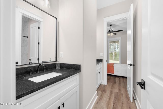 124 Drake Lane, Red Banks, MS 38661