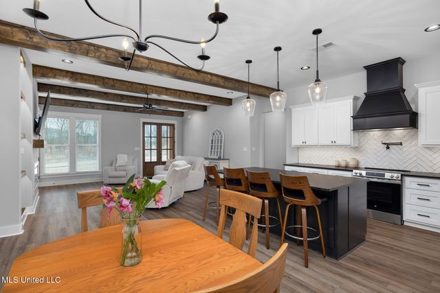 124 Drake Lane, Red Banks, MS 38661