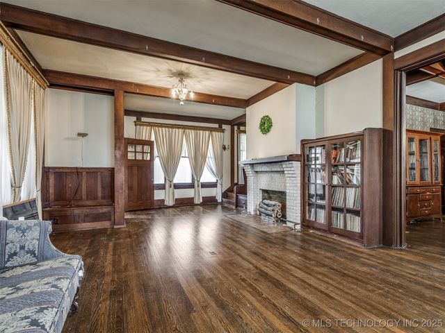 820 N Grand Avenue, Okmulgee, OK 74447