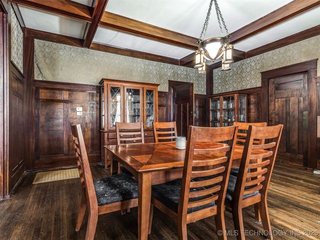 820 N Grand Avenue, Okmulgee, OK 74447