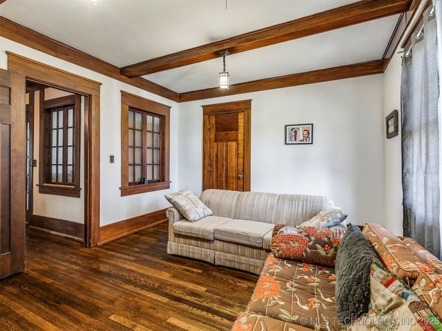 820 N Grand Avenue, Okmulgee, OK 74447