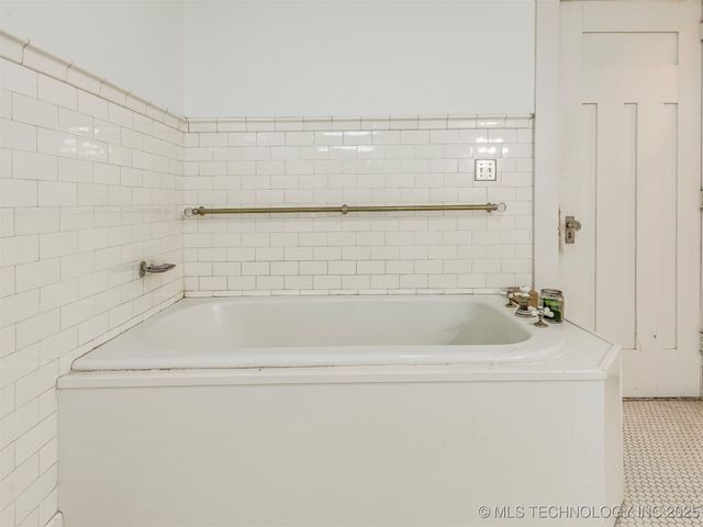 820 N Grand Avenue, Okmulgee, OK 74447