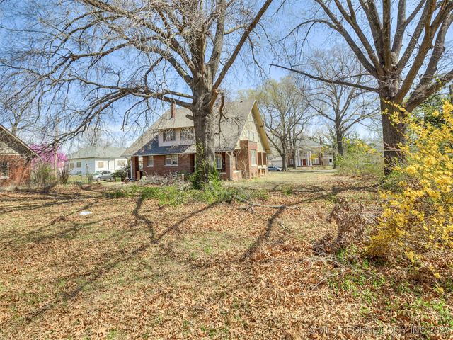 820 N Grand Avenue, Okmulgee, OK 74447