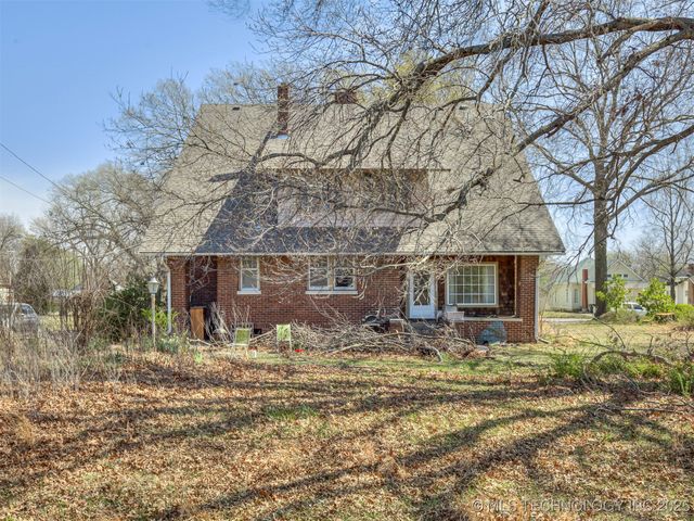 820 N Grand Avenue, Okmulgee, OK 74447