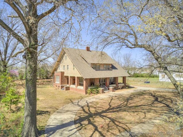 820 N Grand Avenue, Okmulgee, OK 74447
