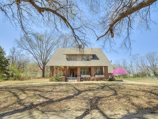 820 N Grand Avenue, Okmulgee, OK 74447