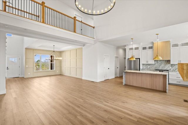 7833 Stonehenge Drive, Chattanooga, TN 37421