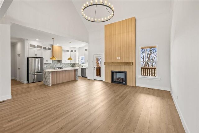 7833 Stonehenge Drive, Chattanooga, TN 37421