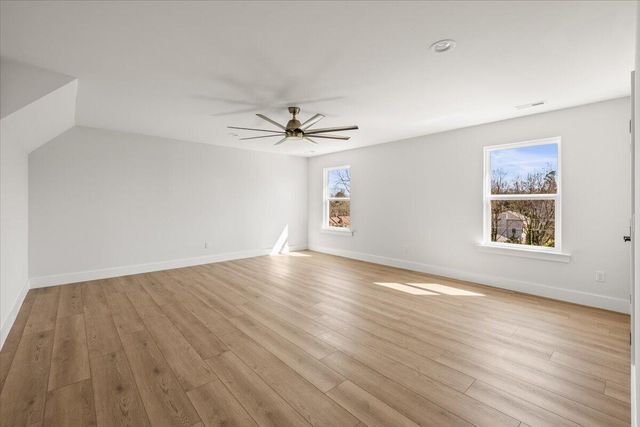 7833 Stonehenge Drive, Chattanooga, TN 37421