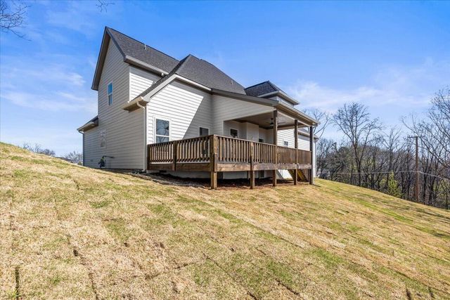 7833 Stonehenge Drive, Chattanooga, TN 37421