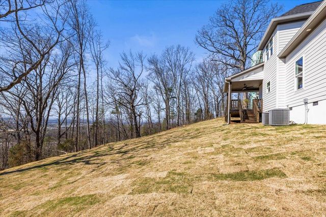 7833 Stonehenge Drive, Chattanooga, TN 37421