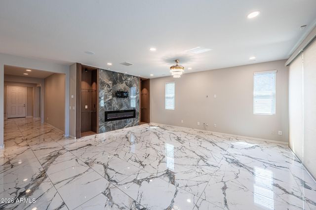 9719 W LOS GATOS Drive, Peoria, AZ 85383