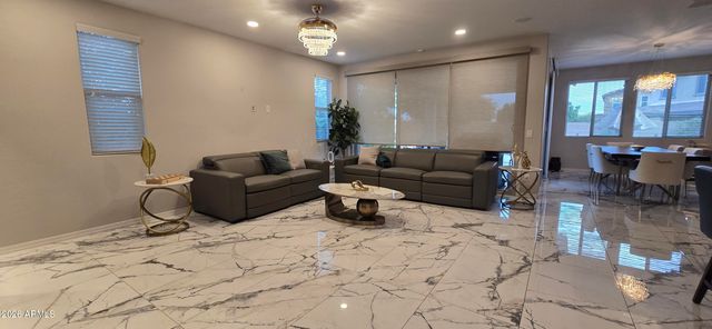 9719 W LOS GATOS Drive, Peoria, AZ 85383
