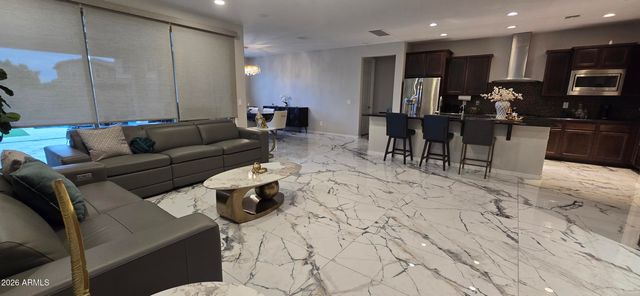 9719 W LOS GATOS Drive, Peoria, AZ 85383