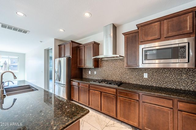 9719 W LOS GATOS Drive, Peoria, AZ 85383