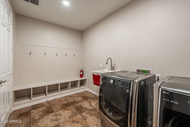 9719 W LOS GATOS Drive, Peoria, AZ 85383