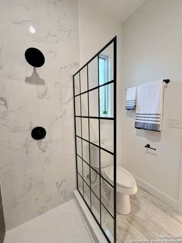 1064 Overbrook Ln, Spring Branch, TX 78070