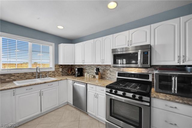 605 Boris Avenue, Henderson, NV 89015