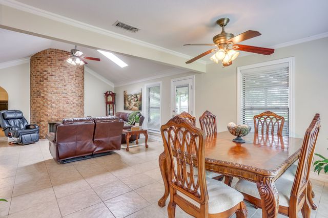 4510 Longacres Court, Arlington, TX 76016