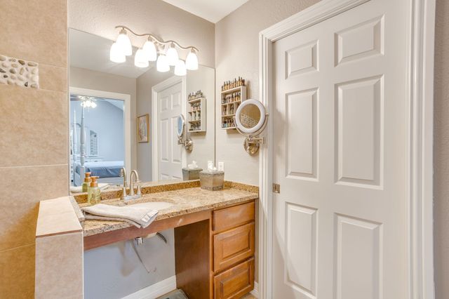 4510 Longacres Court, Arlington, TX 76016