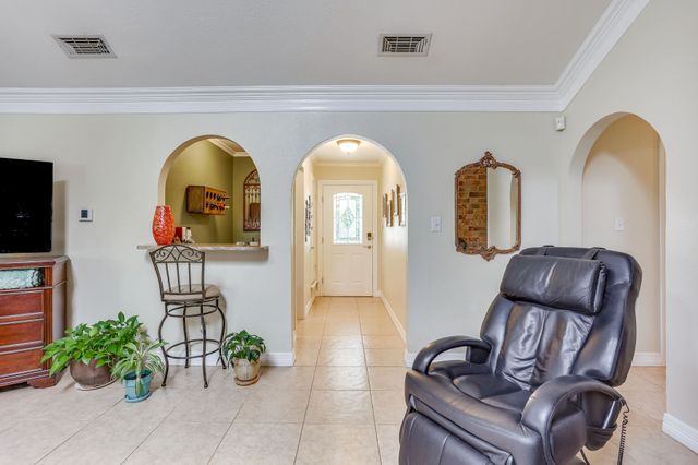 4510 Longacres Court, Arlington, TX 76016