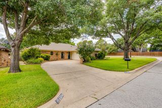 4510 Longacres Court, Arlington, TX 76016