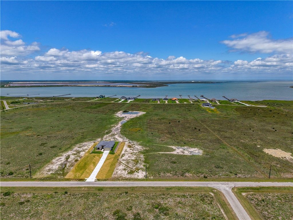 209 Trout Side Way, Rockport, TX 78382 — photo 2