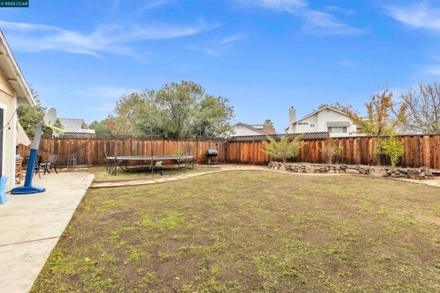 2086 Homecoming Way, Brentwood, CA 94513