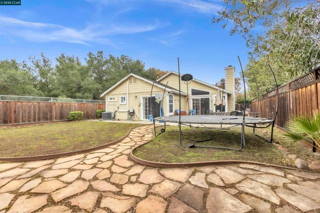 2086 Homecoming Way, Brentwood, CA 94513