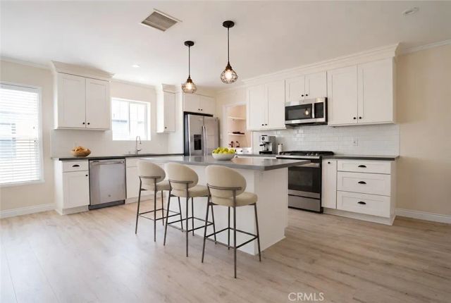 1901 N Bellflower Boulevard, Long Beach, CA 90815