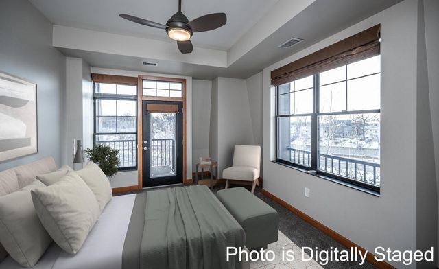 317 Groveland Avenue 713, Minneapolis, MN 55403