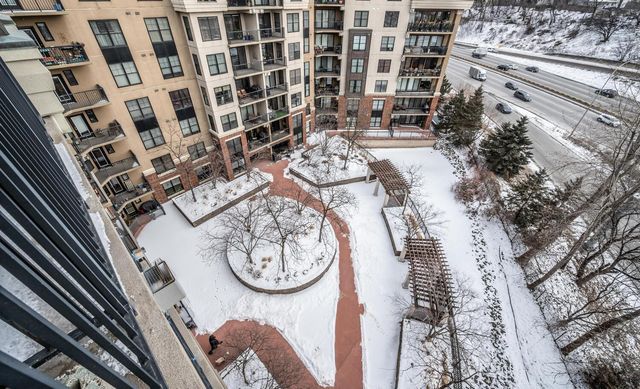 317 Groveland Avenue 713, Minneapolis, MN 55403