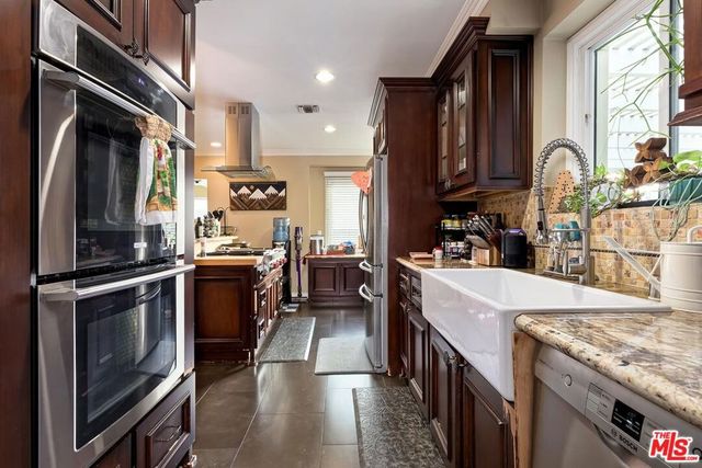 1923 S Crescent Heights Boulevard, Los Angeles, CA 90034