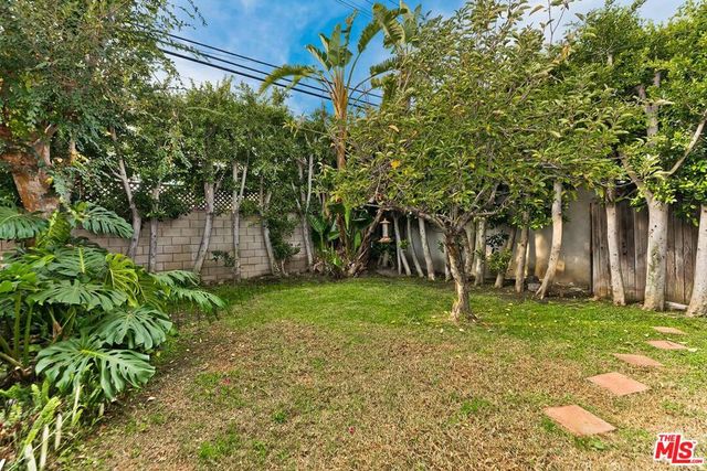 1923 S Crescent Heights Boulevard, Los Angeles, CA 90034