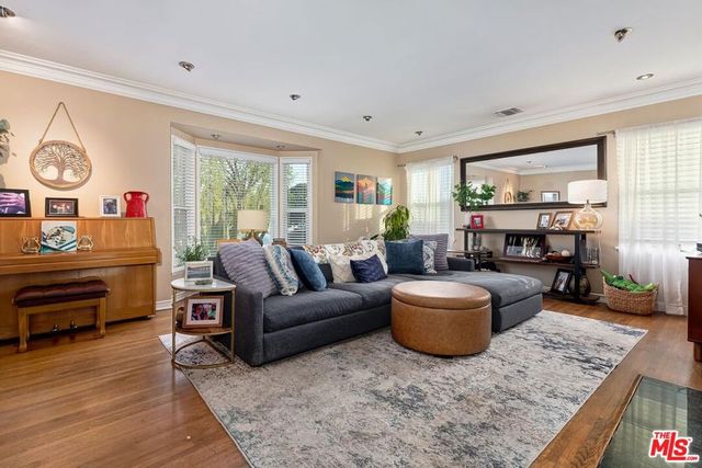 1923 S Crescent Heights Boulevard, Los Angeles, CA 90034