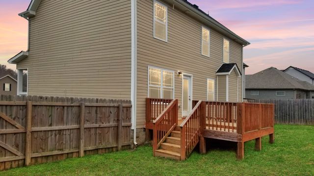 507 Medallion Cir, Clarksville, TN 37042