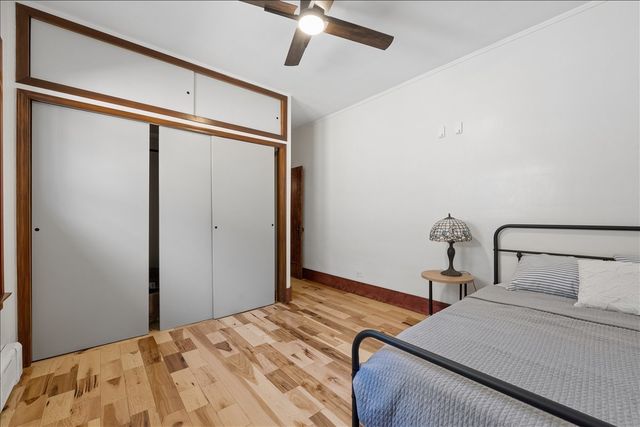 6210 N Moody Avenue, Chicago, IL 60646
