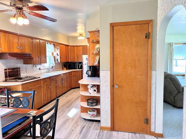 1400 S 11th Street, Prairie Du Chien, WI 53821