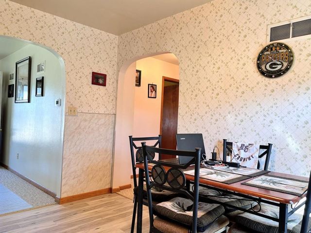 1400 S 11th Street, Prairie Du Chien, WI 53821