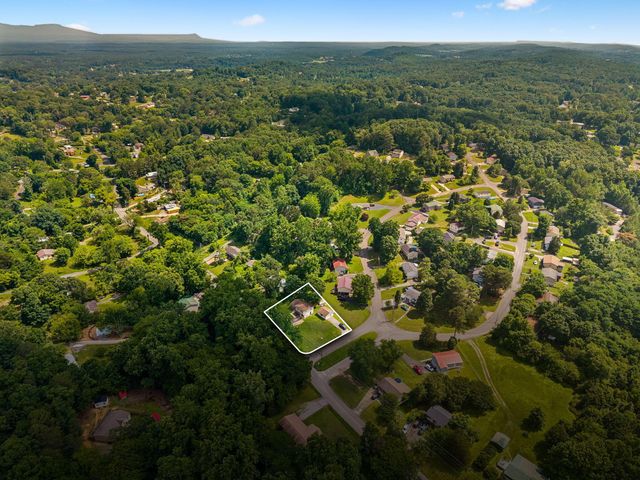 940 SE Dockery Lane, SE, Cleveland, TN 37323