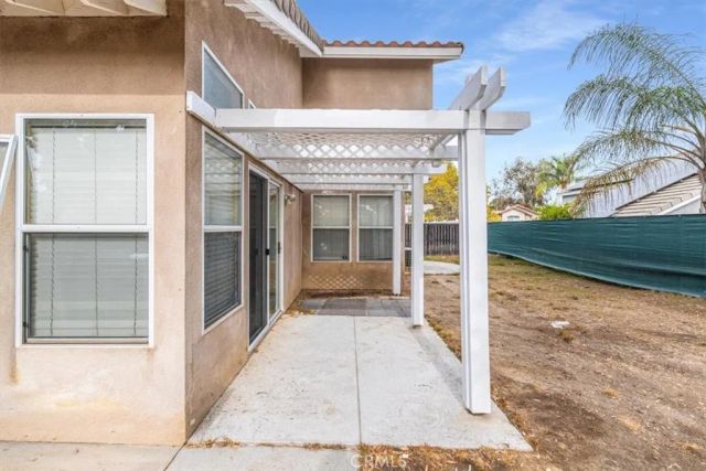 975 Solano, Corona, CA 92882