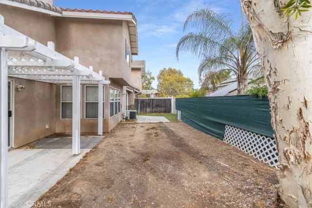 975 Solano, Corona, CA 92882