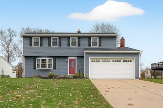 1891 Alcott Lane, Brunswick, OH 44212