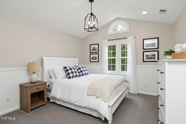 22319 Campground Rd Road, Bristol, VA 24202