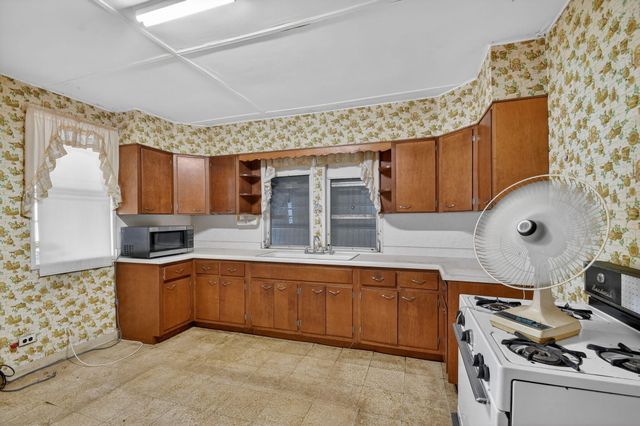 620 58th Street, West Palm Beach, FL 33407