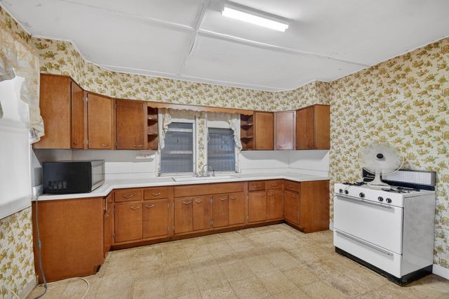 620 58th Street, West Palm Beach, FL 33407